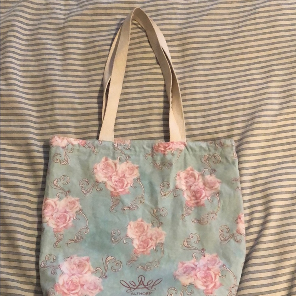 Floral tote bag